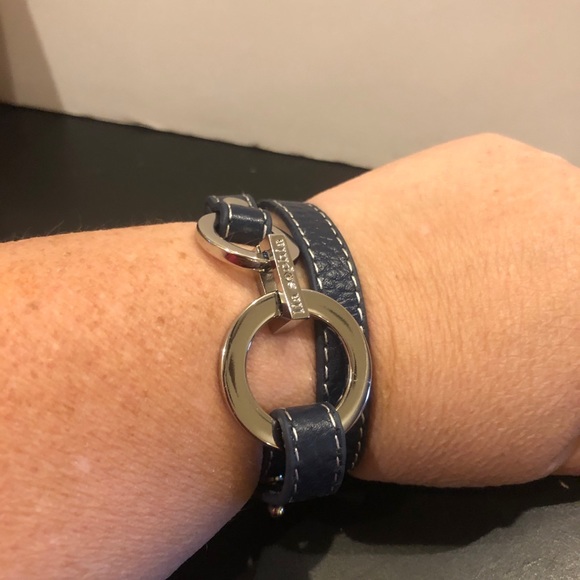 New Lia Sophia Bracelet Wrap Star Navy Blue leather double wrap w/ silver clasp - Picture 3 of 9